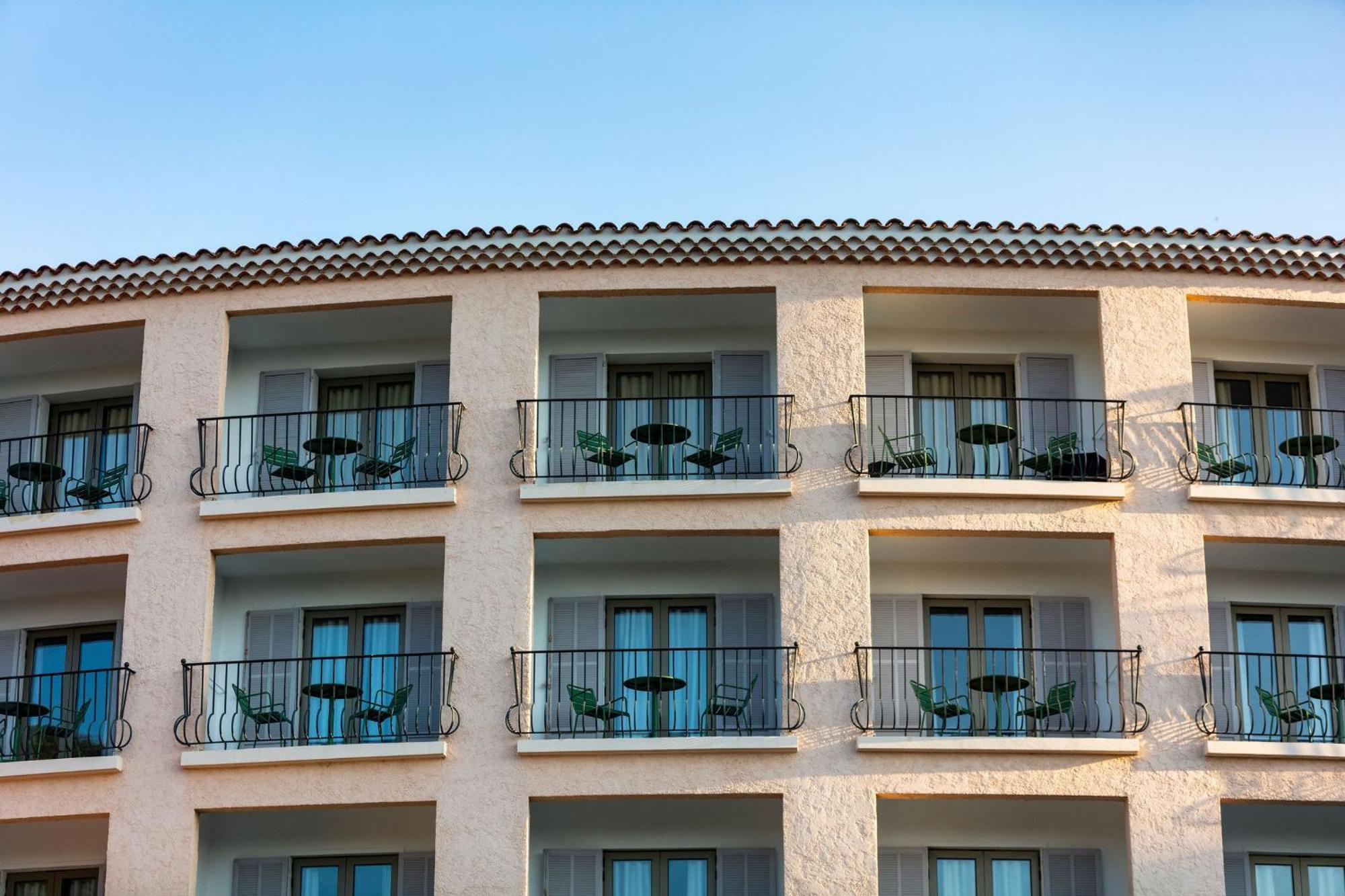 Hotel Du Parc Cavalaire Sur Mer Exterior foto