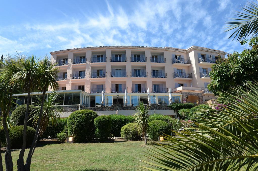 Hotel Du Parc Cavalaire Sur Mer Exterior foto